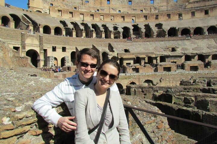 Colosseum with Arena & Roman Forum Guided Tour + Ebook