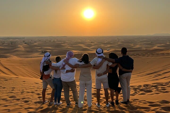 Dubai: Morning Desert Safari With Camel Farm Visit & Refreshment
