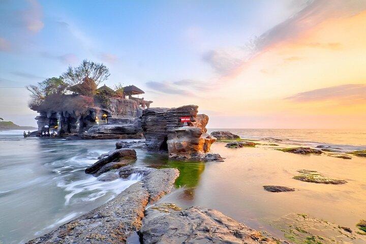 Ubud Tanah Lot Tour: Rice Terrace - Waterfall - Batuan Temple