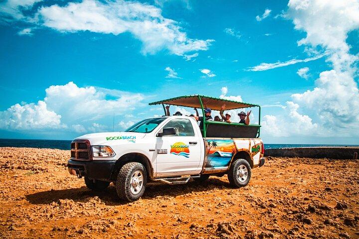 Aruba Safari Jeep Tour and Beach Cliff Jumping
