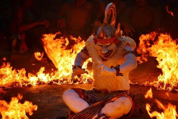 Kecak Fire Dance and Uluwatu Temple with Private Car Service