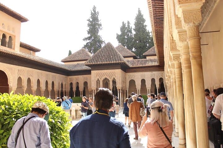 Guided visit to the Alhambra, Nasrid Palaces and Generalife