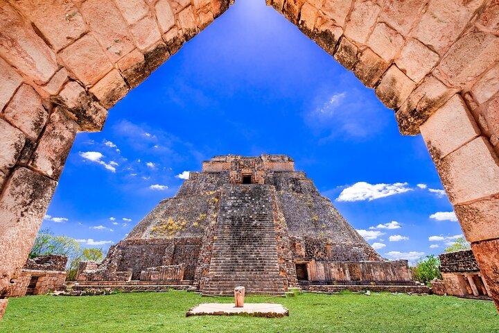 Tour to Uxmal , Cenote Sambula and Chocolate Museum Story