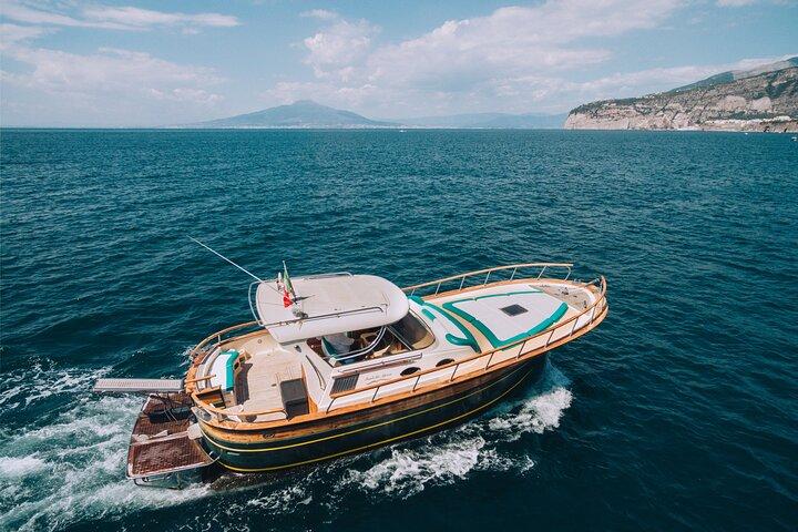 Amalfi Coast Private Boat Tour from Sorrento, Positano or Naples