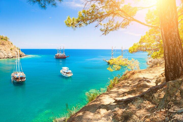 Relaxing Boat Trip w/Lunch and Drinks from Antalya