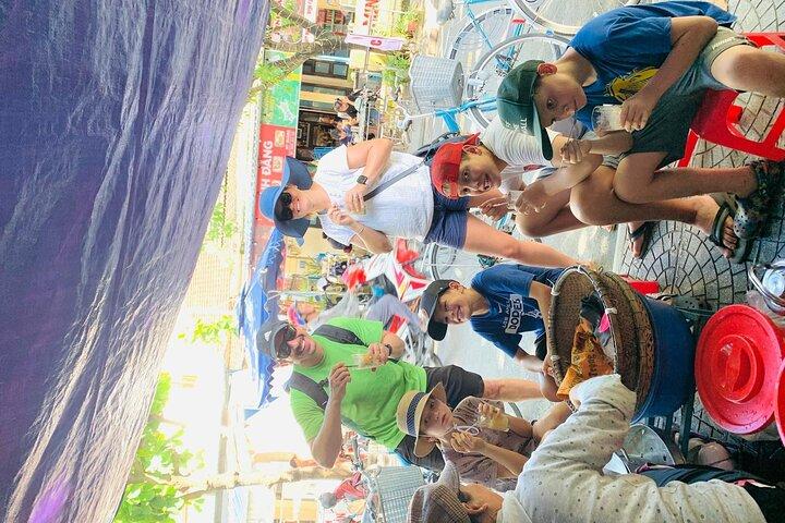 Hoi An street food tour with Billy