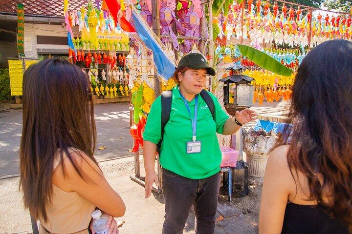 Chiang Mai Old City & Temples Guided Walking Tour - 3 Hrs
