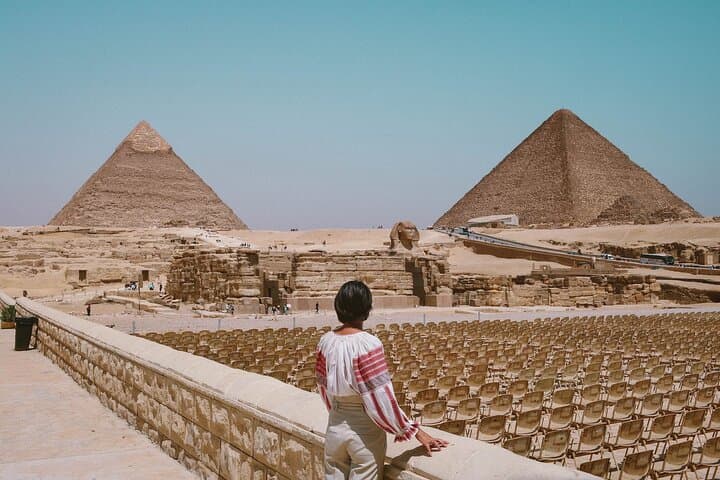 Comfortable Private Transfer from Luxor to El Cairo