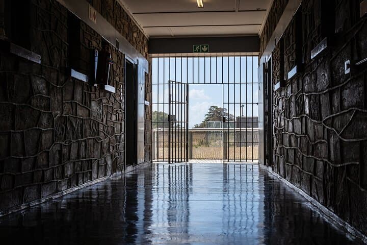 Table Mountain & Mandela Freedom Full Day Tour