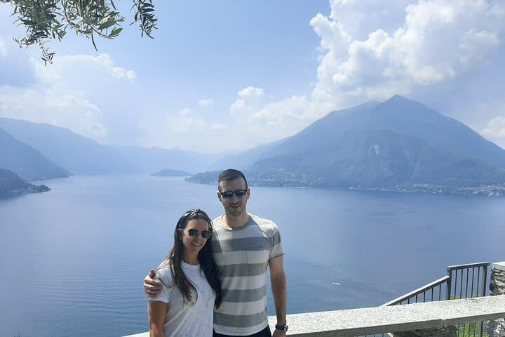 Small-Group Lake Como Experience with boat and van, from Milan