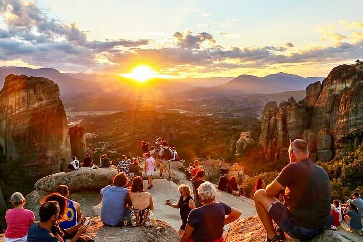 METEORA - 2 Days from Athens Everyday with 2 Guided tours & Hotel
