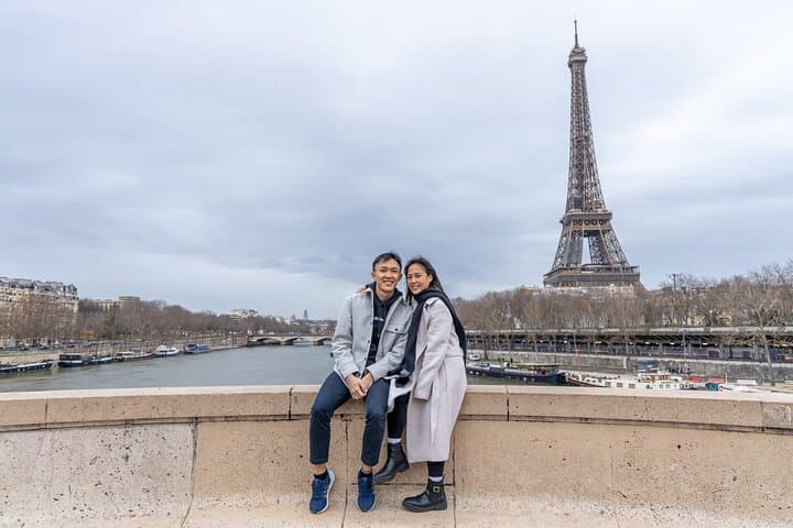 Eiffel and La Seine Photo Shoot - Paris Photographer