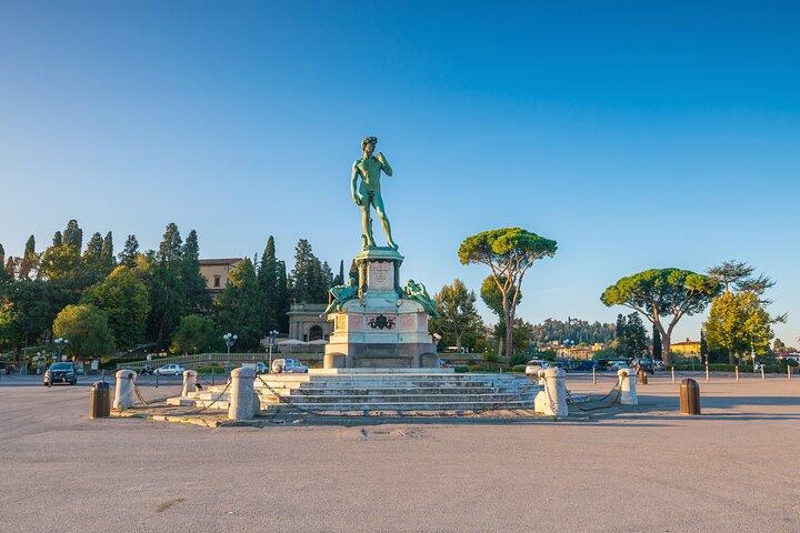 Skip-the-line Basilica di Santa Croce & Old Town with Guide