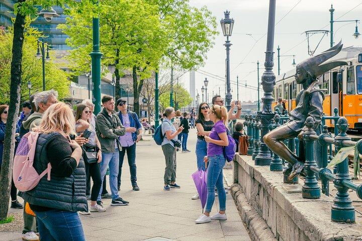 Walking Tour Budapest incl. the Shoes on the Danube Bank