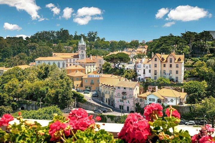 Full-Day Private Tour Sintra and Cascais with Pick Up