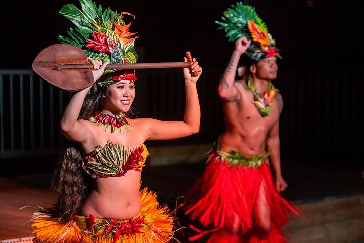 Maui Luau: Gilligans' Island Luau in Kihei
