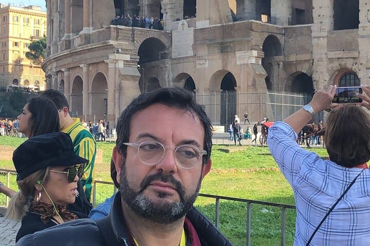 Private Tour of Colosseum, Forum, Palatine Hill and arena floor