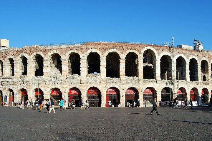 Private Transfer From Milan To Verona, 2 Hour Stop in Bergamo