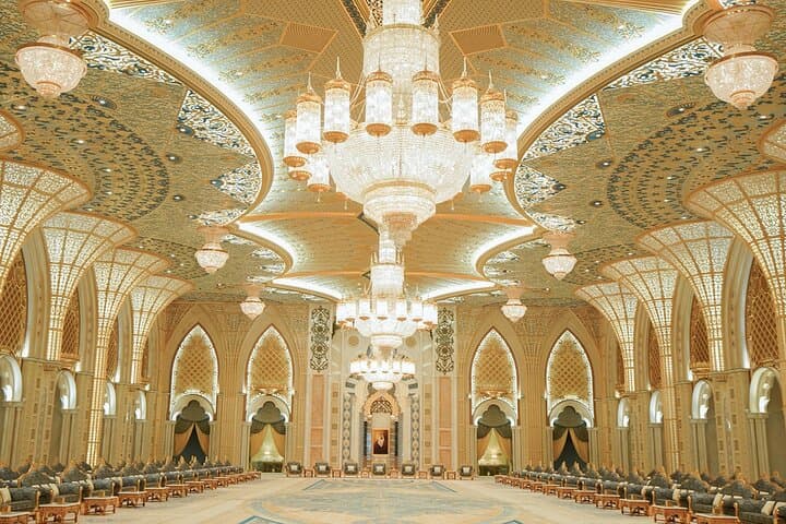 Full-day Private City Tour in Abu Dhabi (Private)