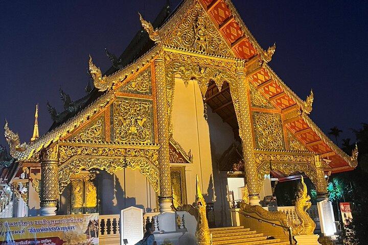 Chiang Mai Temples and Market Tuk-Tuk Evening Night Tour