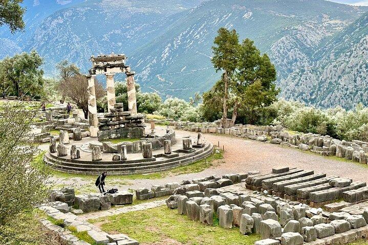 Thermopylae The battle of the 300 Spartans & Delphi Day Tour