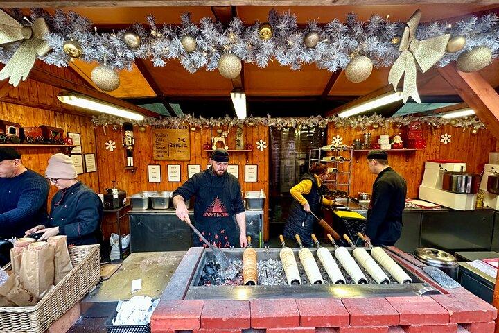 Private Budapest Christmas Market Tour with Chimney Cake & Mulled Wine