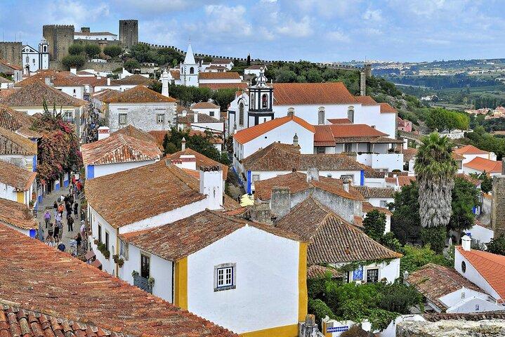 Private Full-Day Tour of Fátima Nazaré Óbidos and Batalha