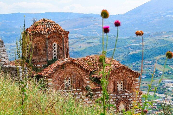 From Tirana: Berat UNESCO Full-Day Tour and Belshi Lake