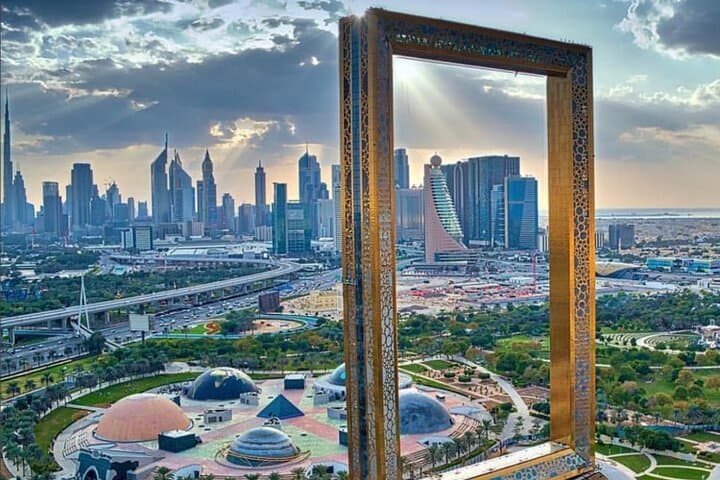 Admission to the Dubai Frame to see the Two Faces of Dubai