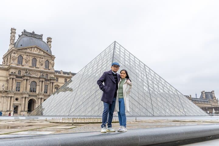Louvre Area Photo Shoot - Paris Photographer