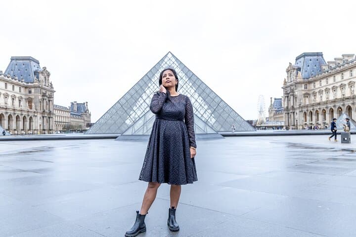 Louvre Area Photo Shoot - Paris Photographer