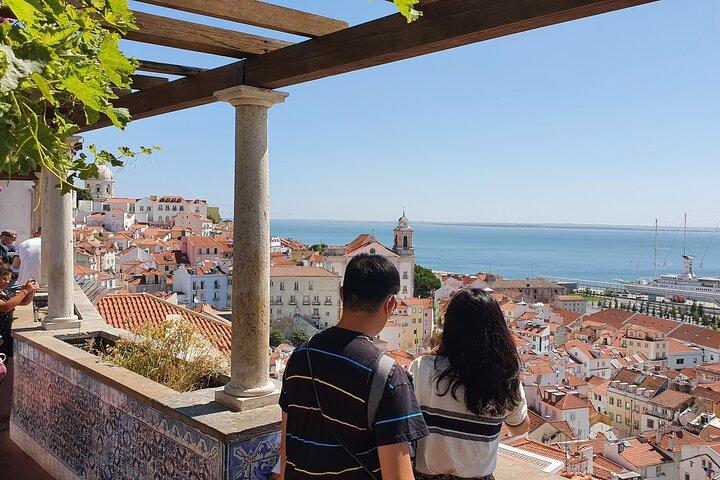 Special Guided Tour of Tuk Tuk Lisbon Historic 2 Hours