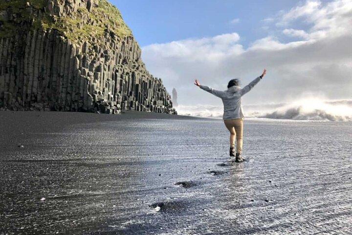 Glacier Hike and South Coast Small-Group Tour from Reykjavik