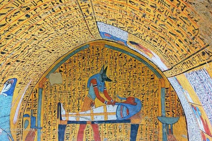 Luxor Day Tour to Habu Temple , Valley of the Nobles and Deir El Madina