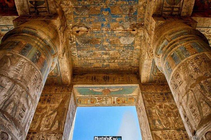 Luxor Day Tour to Habu Temple , Valley of the Nobles and Deir El Madina