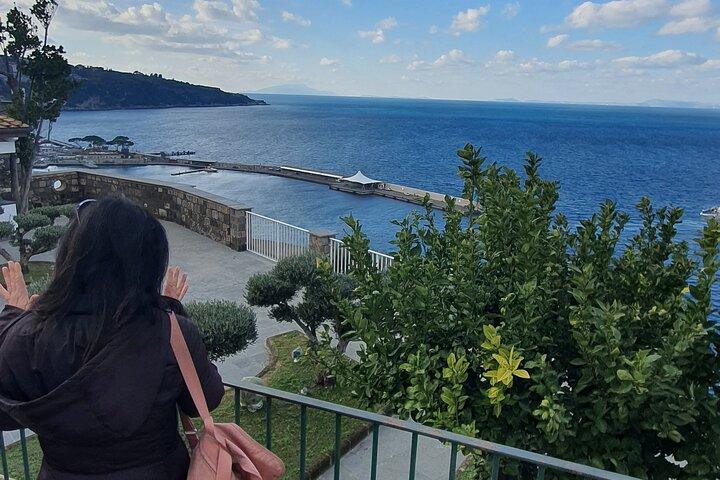 Sorrento Private Walking Tour with Guide and Limoncello Tasting