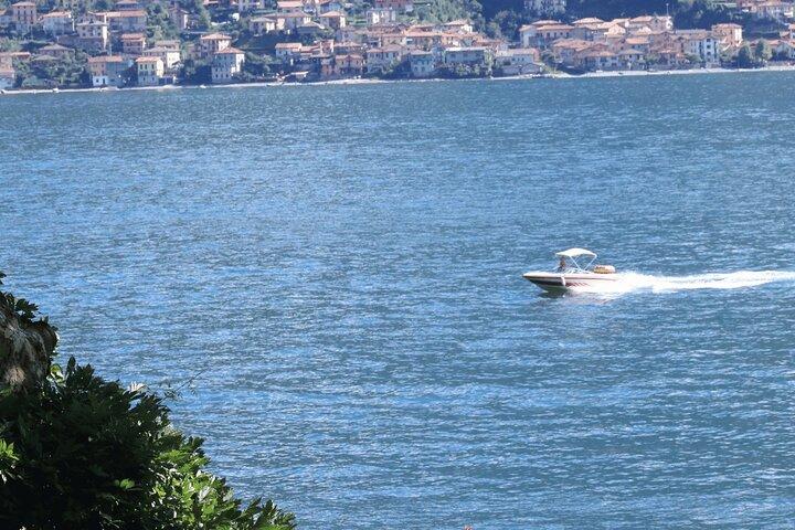 Private boat tour with visit to Villa del Balbianello