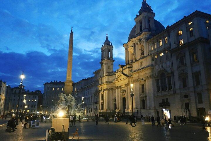 Rome at the Sunset : Navona, Trevi Fountain, Pantheon & more
