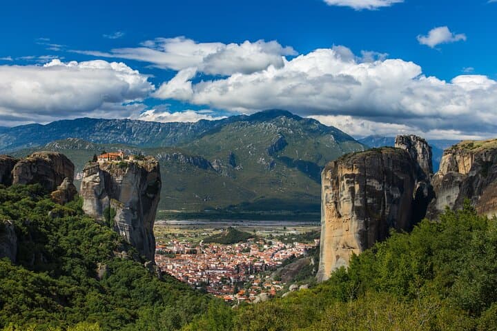 Meteora Day Trip with central Pick up & optional Lunch