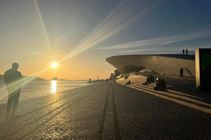 Private Eco Tuk Tuk Tour of Lisbon