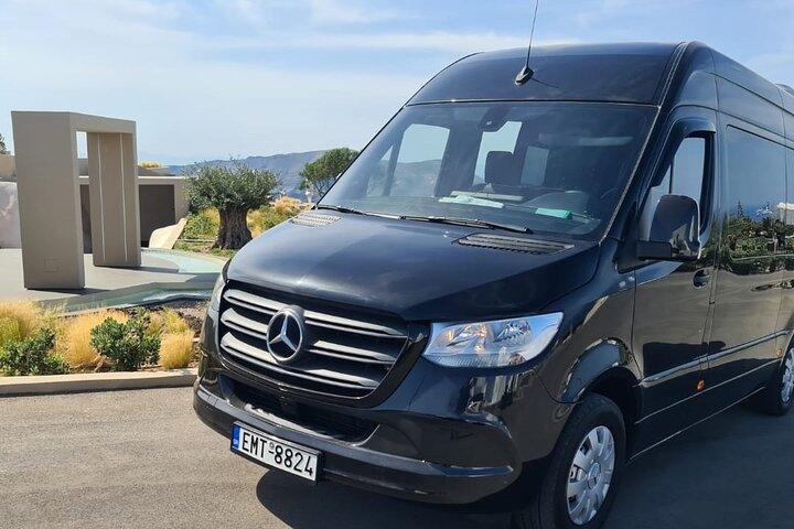 Shuttle Transfers From Santorini Port
