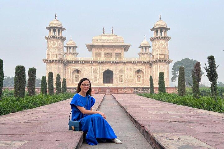 Sunrise to Sunset full day Agra tour with Taj Mahal & 3 Monuments