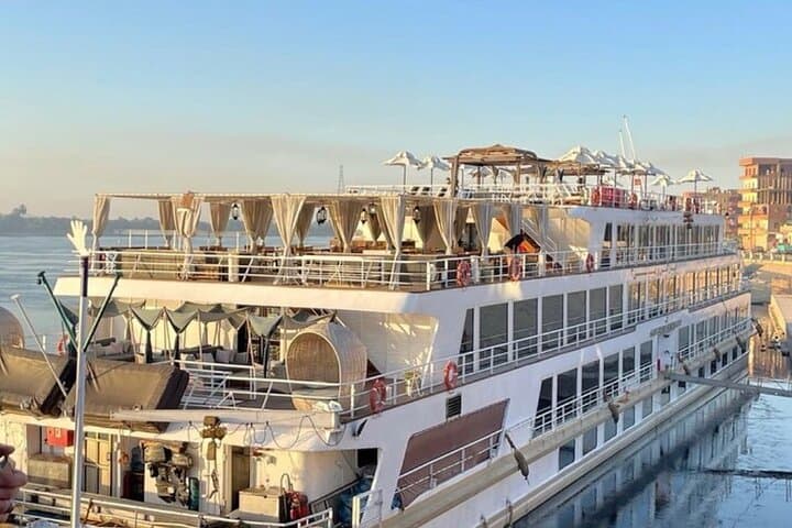 4-Day 3-Night - 5 Star Nile Cruise from Luxor to Aswan + Abu Simbel