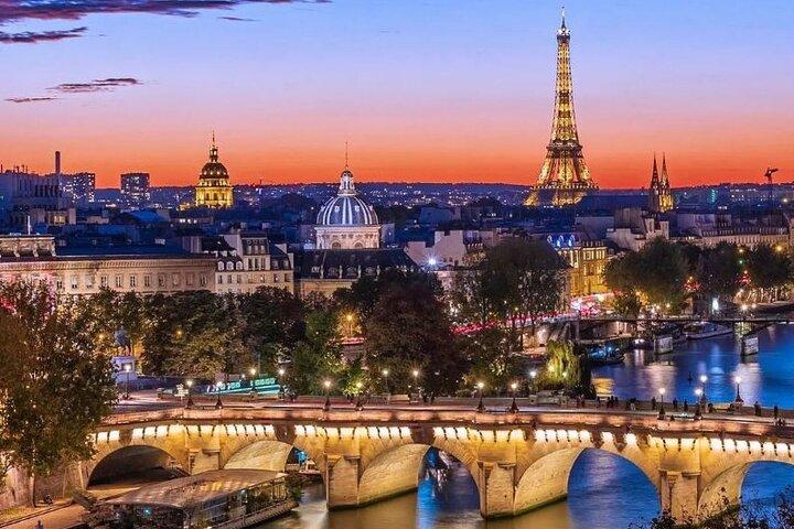 Full-Day Private Tour in Paris with Driver Sightseeing tour