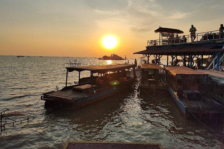 Kulen Elephant Forest and Tonle Sap Lake by Private Tour