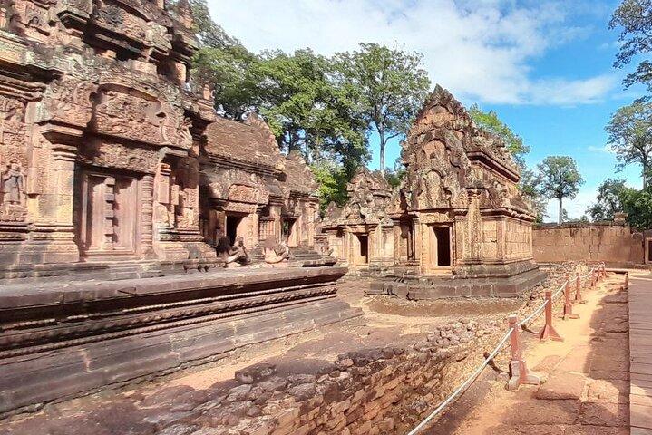 Discover Banteay Srei: Temples, Landmines, and Nature Wonders