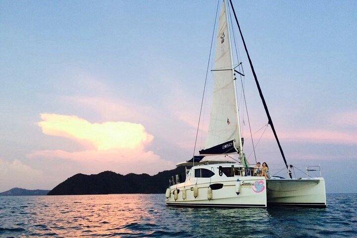 Private Catamaran Yacht to Maiton and Coral with sunset cruise