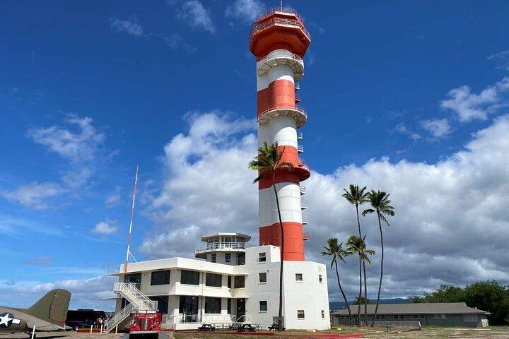 Deluxe Arizona Memorial and Pearl Harbor Aviation Museum Tour