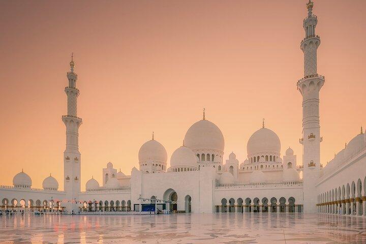 Abu Dhabi Sightseeing City Tour including Grand Mosque