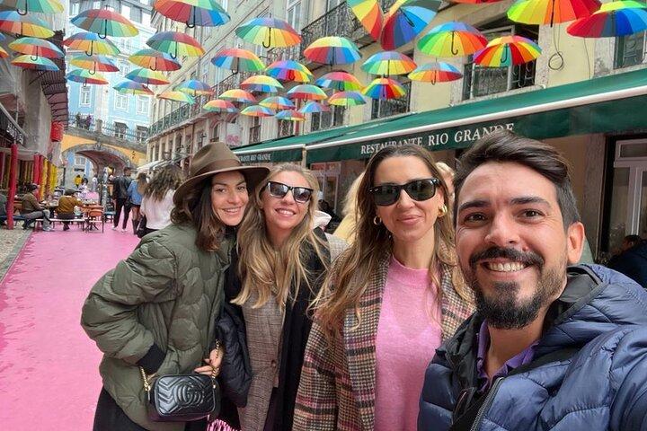 Classic Lisbon & Earthquake Tour by Private Tuk Tuk (4 Hours)